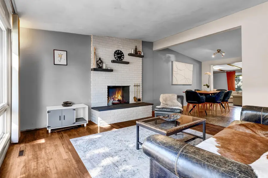 5108 W Hill Road, Boise, ID 83703 - Image #2