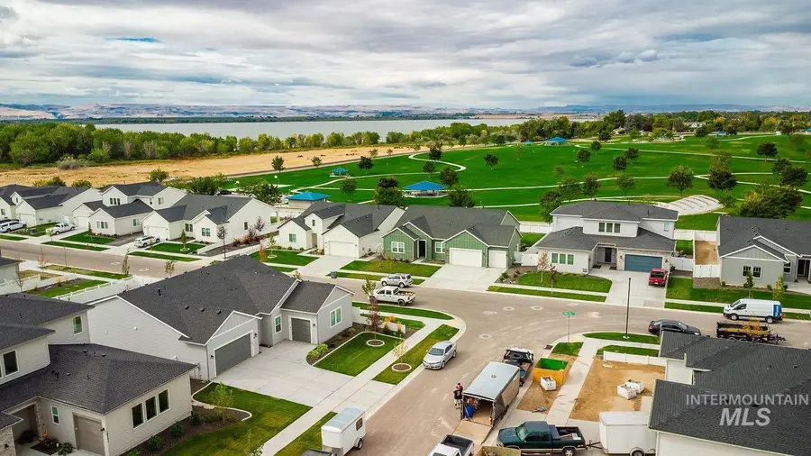 14715 Port Royal St, Caldwell, ID 83607 - Image #2