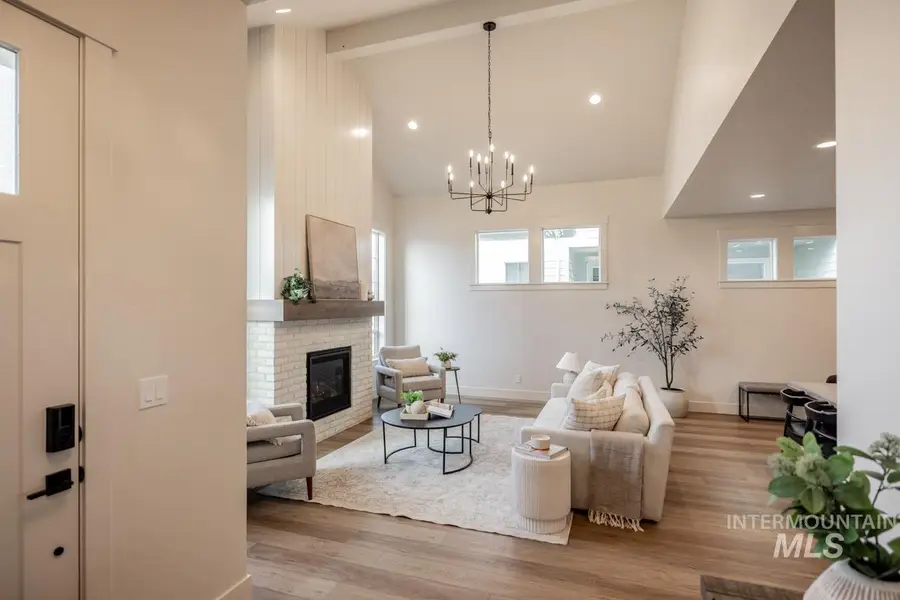 6120 S Apex Ave, Meridian, ID 83642 - Image #3