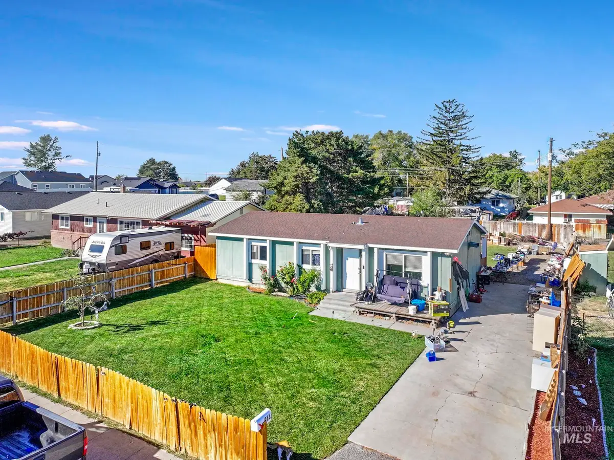 944 Kathrine St, Buhl, ID 83316 - Image #1