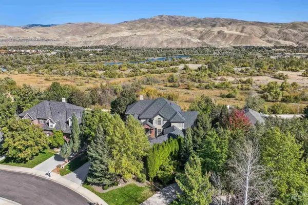 5288 S Farmhouse Place, Boise, ID 83716