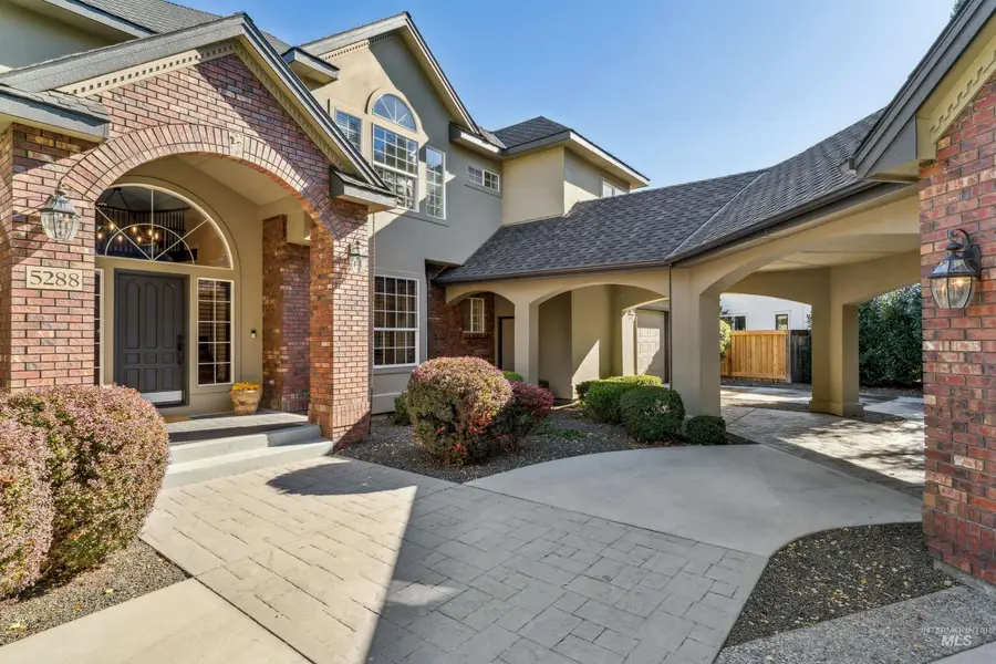 5288 S Farmhouse Place, Boise, ID 83716 - Image #2