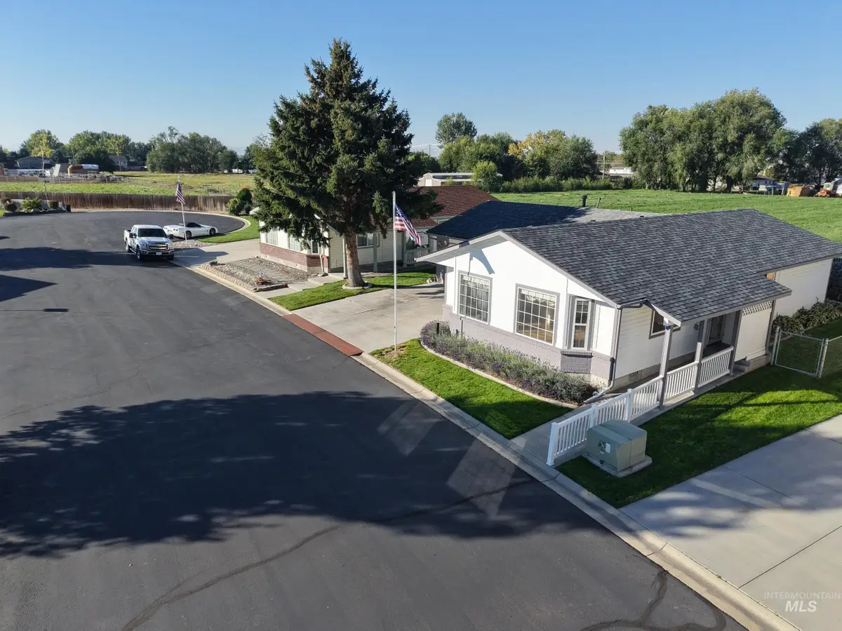 1100 Burnett Drive #228 A, Nampa, ID 83651 - Image #1