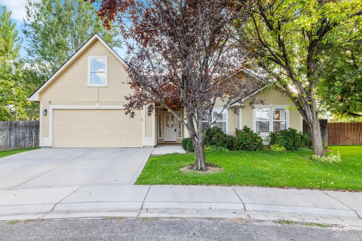 2119 W Blossom Ave, Nampa, ID 83651 - Image #1