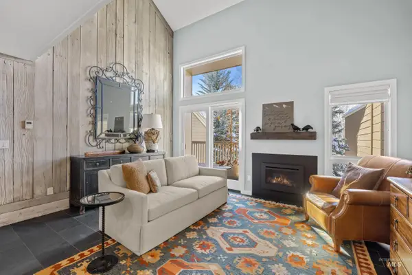 2226 Bonne Vie Condo Drive, Sun Valley, ID 83353