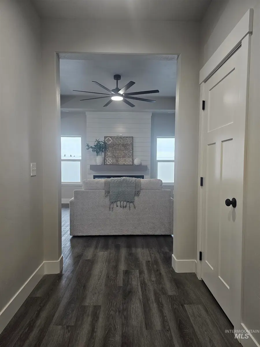 1212 Bronze Drive, Rupert, ID 83350 - Image #2