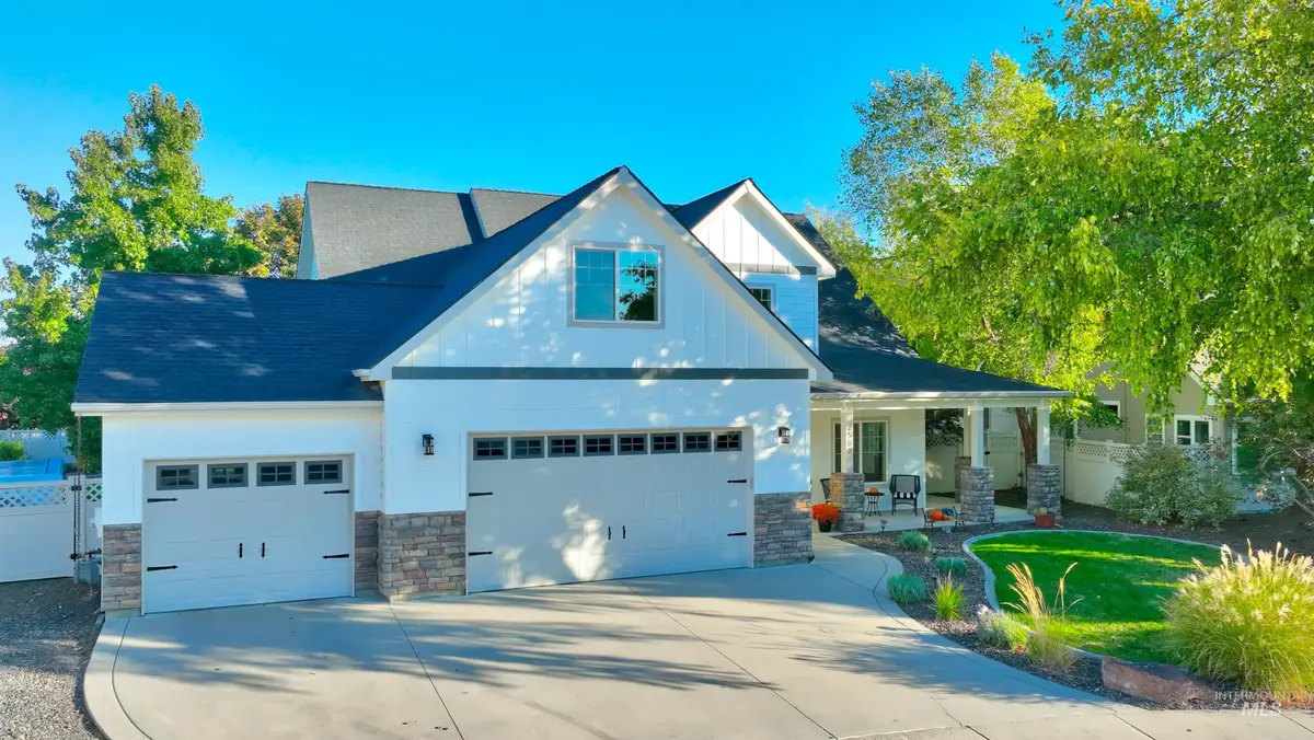 2560 W Tubac Ct, Meridian, ID 83646 - Image #1