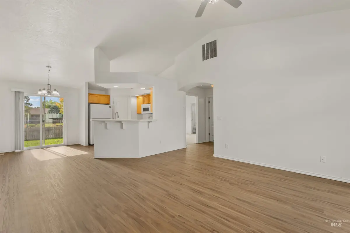 97 W Indian Rocks St, Meridian, ID 83646 - Image #1