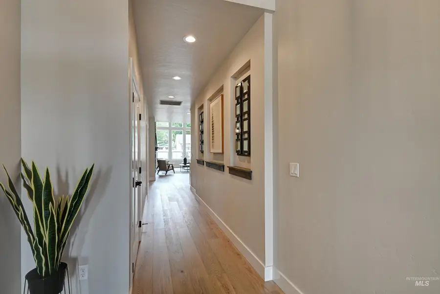 593 W Cedarburg Dr, Meridian, ID 83642 - Image #3