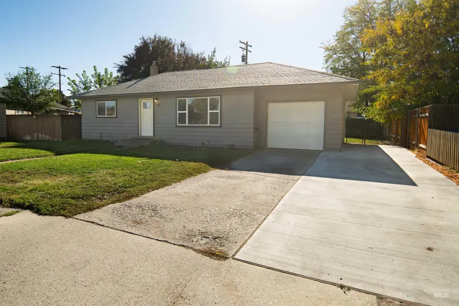 127 E 8th North, Mountain Home, ID 83647 - Image #2