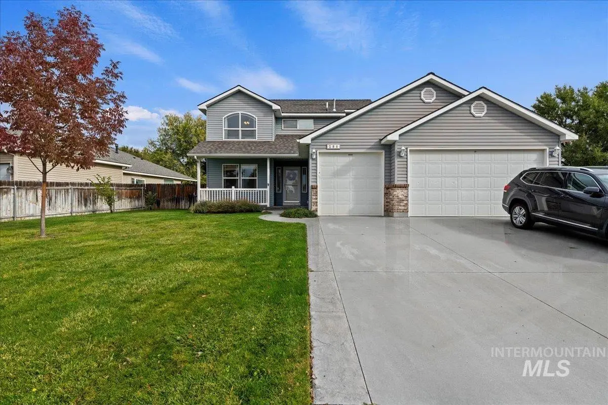 288 NE Thunder St, Mountain Home, ID 83647 - Image #1