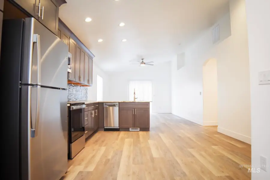 1144 S Grayling Ave., Meridian, ID 83642 - Image #2