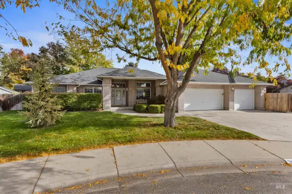 3879 W Big Creek Ct, Meridian, ID 83642