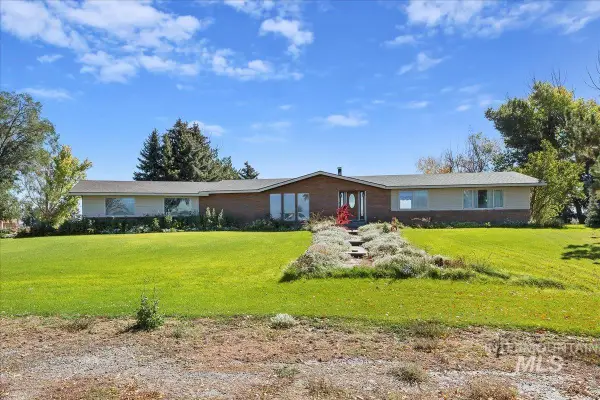 106 B N 600 W, Paul, ID 83347