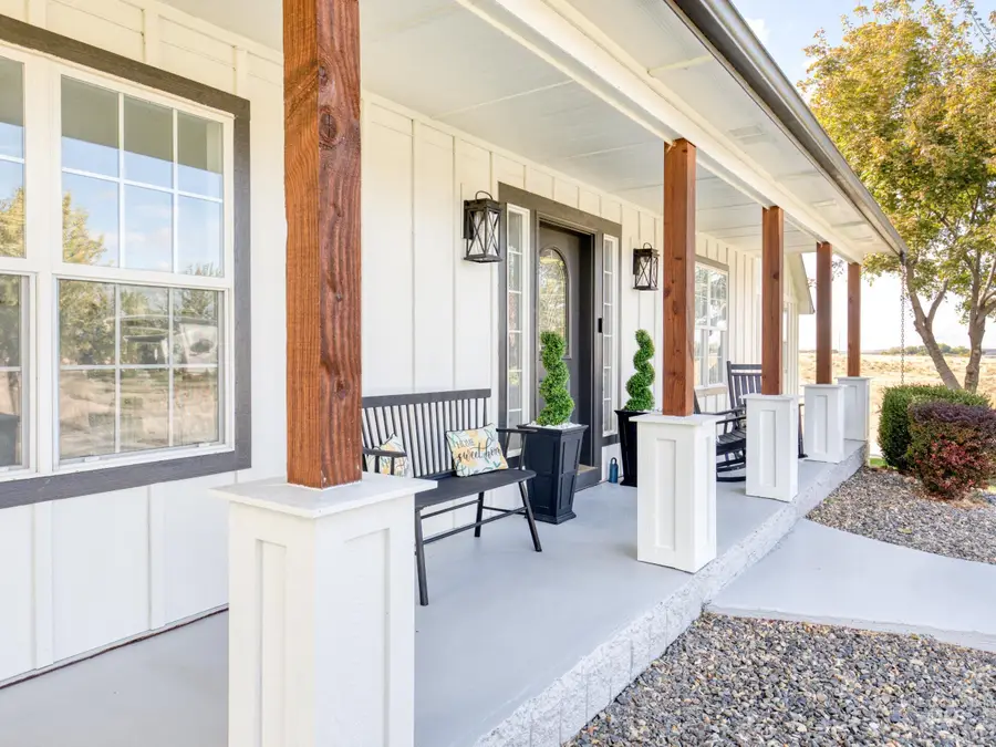 16277 Sand Hollow Rd, Caldwell, ID 83607 - Image #2