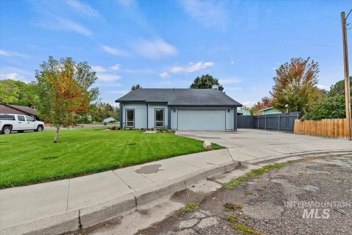 1325 Amber Dr., Mountain Home, ID 83647 - Image #1