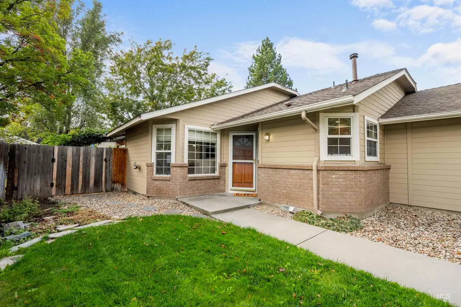 5053 W Bloom Street, Boise, ID 83703 - Image #2