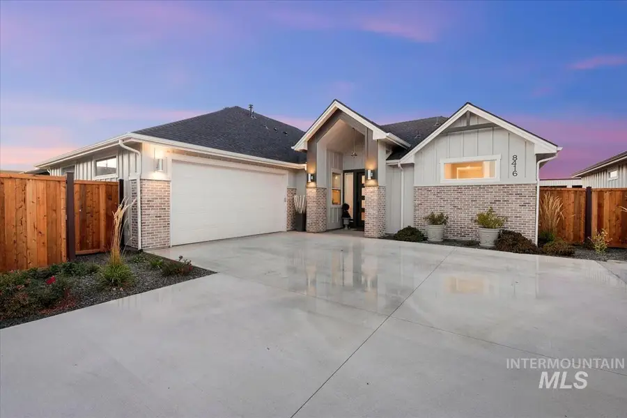 8416 W Meltwater Ln, Eagle, ID 83616 - Image #2