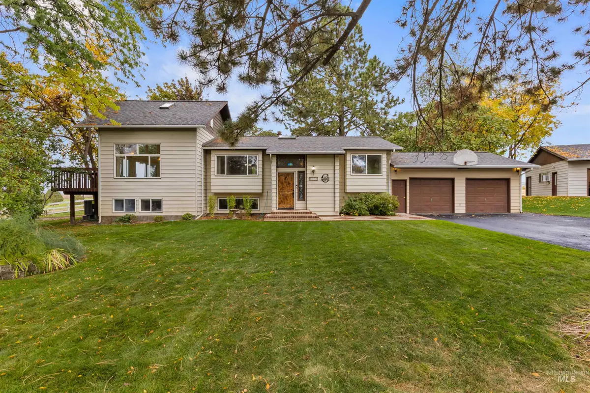 9948 Ash Lane, Payette, ID 83661 - Image #1