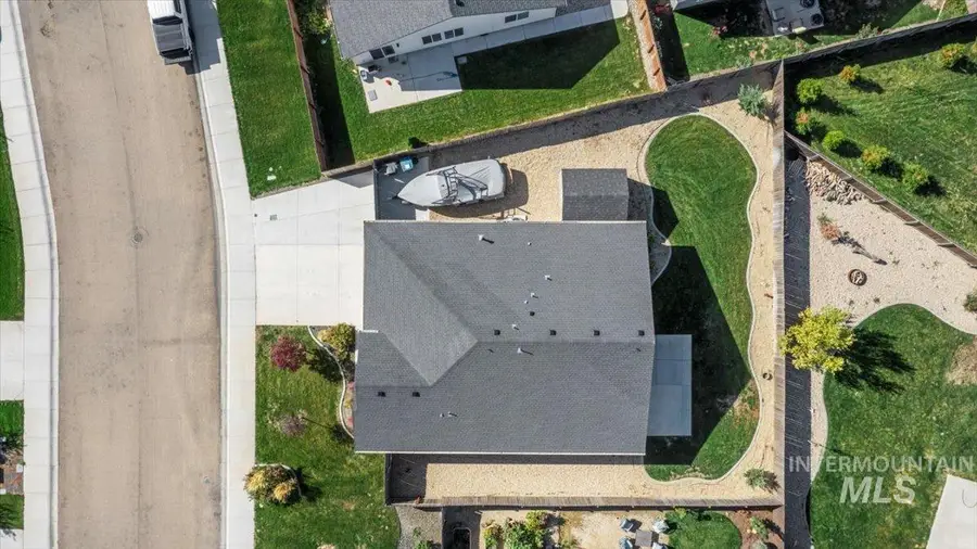 13594 Thurston St, Caldwell, ID 83607 - Image #2