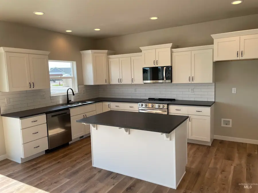 504 Carson Dr, Twin Falls, ID 83301 - Image #3