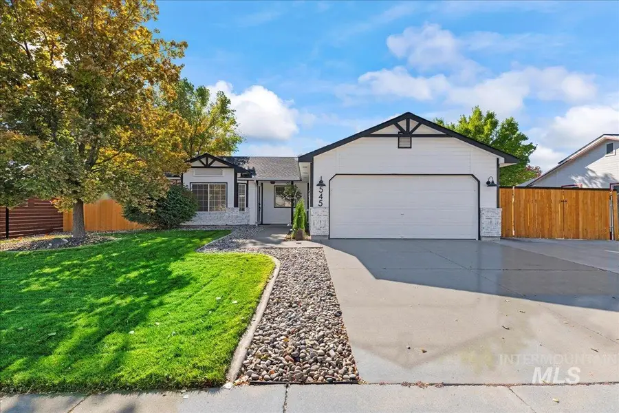 545 Sawtooth St, Mountain Home, ID 83647 - Image #3