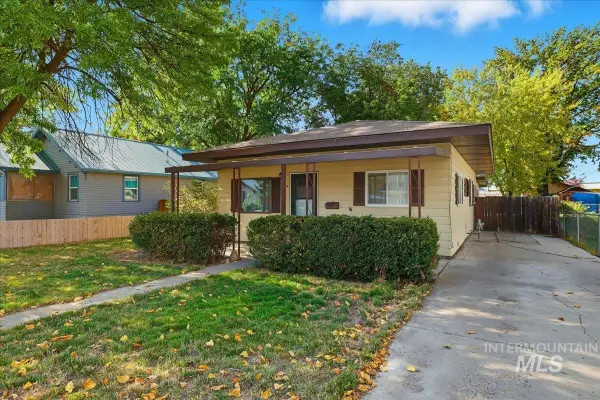 625 N 6th St, Payette, ID 83661