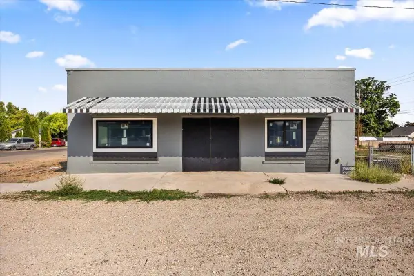 120 N Main St, Homedale, ID 83628