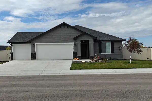 8521 S Foraker Way, Kuna, ID 83634