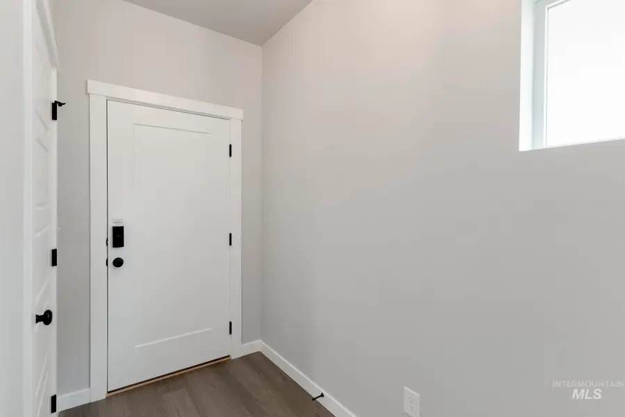 3672 W Dover St, Meridian, ID 83642 - Image #2