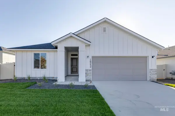 3281 N Waterbrook Way, Star, ID 83669