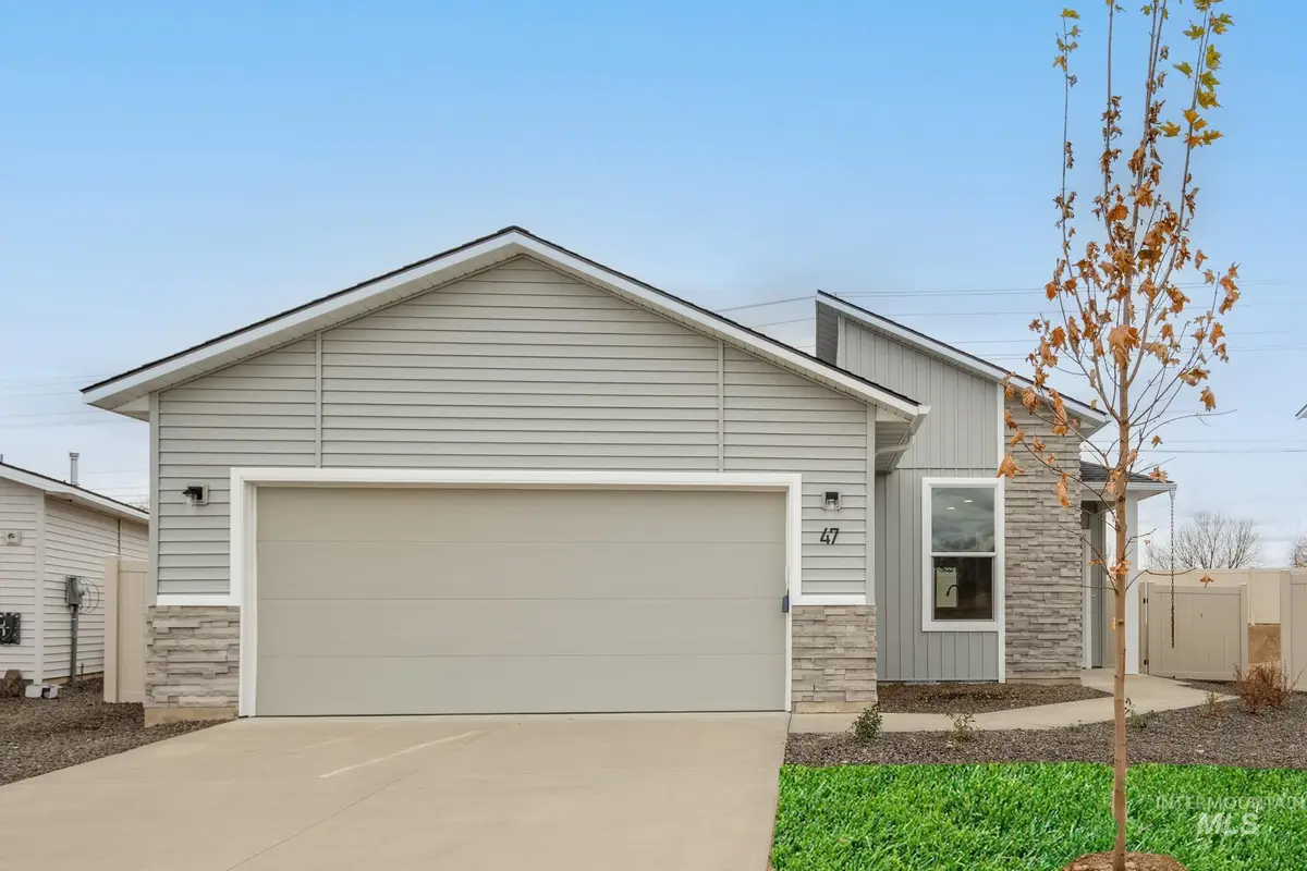 47 S Sweetgrass Ave, Nampa, ID 83651 - Image #1