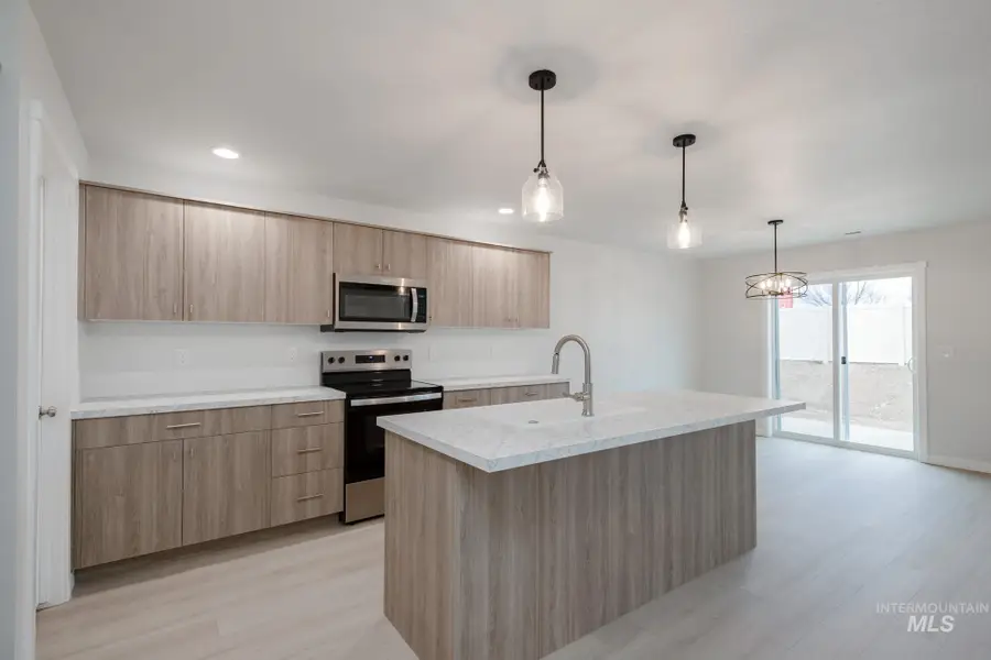 45 S Sweetgrass Ave, Nampa, ID 83651 - Image #3