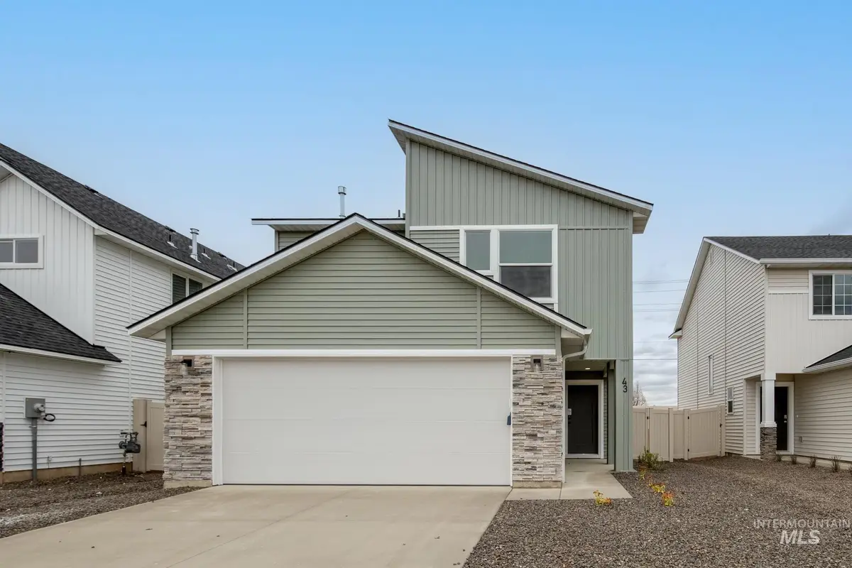 43 S Sweetgrass Ave, Nampa, ID 83651 - Image #1
