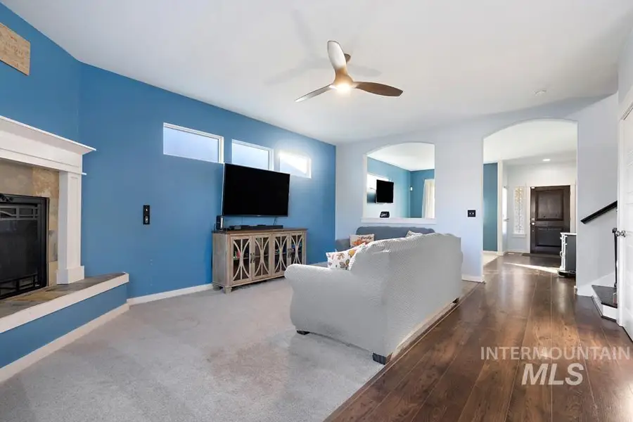 1935 S Sandcrest Way, Nampa, ID 83686 - Image #2