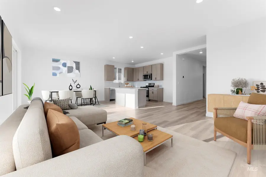 820 E Exploration Dr, Kuna, ID 83634 - Image #3