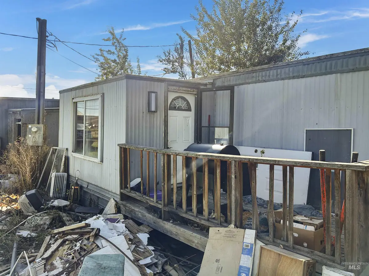 331 E Walnut St #D, Genesee, ID 83832 - Image #1