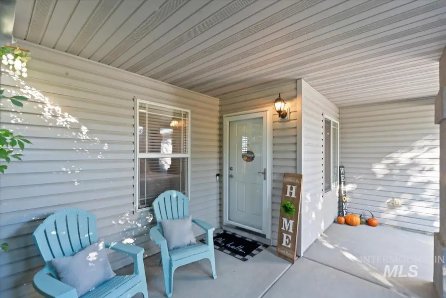 8678 W Casa Grande Ct, Boise, ID 83714 - Image #3