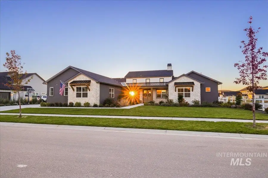 14437 N Woodpecker Avenue, Boise, ID 83714 - Image #3