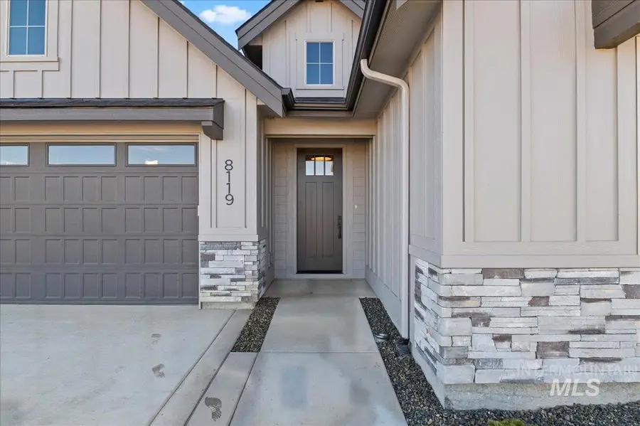 8119 W Show Horse Ct, Meridian, ID 83646 - Image #3