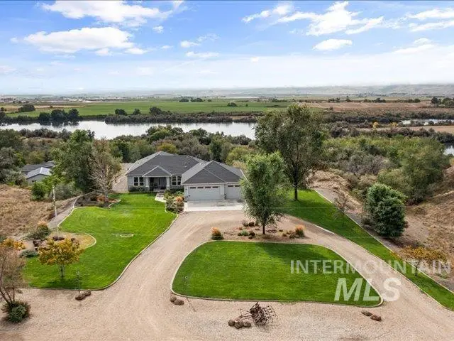 23831 Viking Ln, Wilder, ID 83676 - Image #1