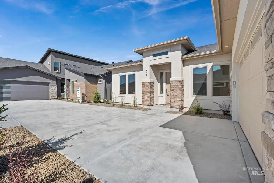 11273 S Corballis Ln, Kuna, ID 83634 - Image #3