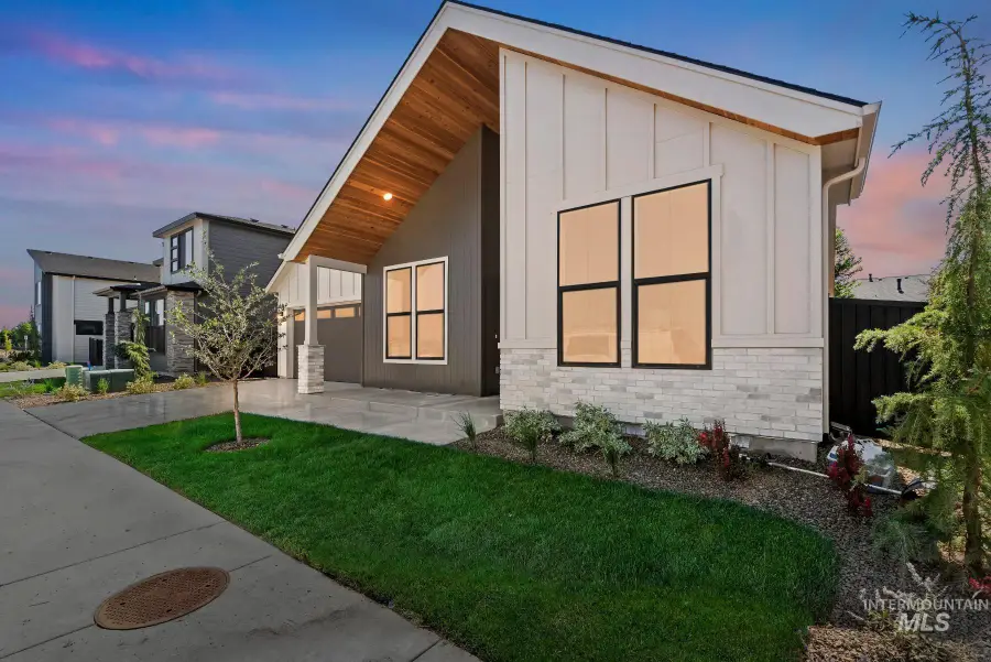 967 W Malbar St., Meridian, ID 83646 - Image #2