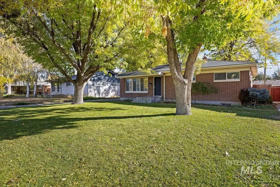 476 Sophomore Blvd, Twin Falls, ID 83301 - Image #2