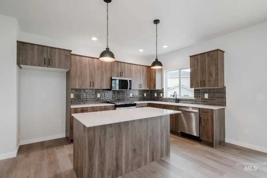 2381 N Silver Wolf Ave, Star, ID 83669 - Image #3