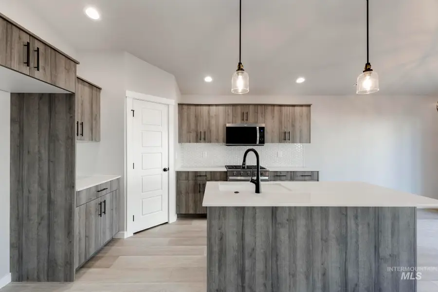 10546 W Teratai St, Star, ID 83669 - Image #3