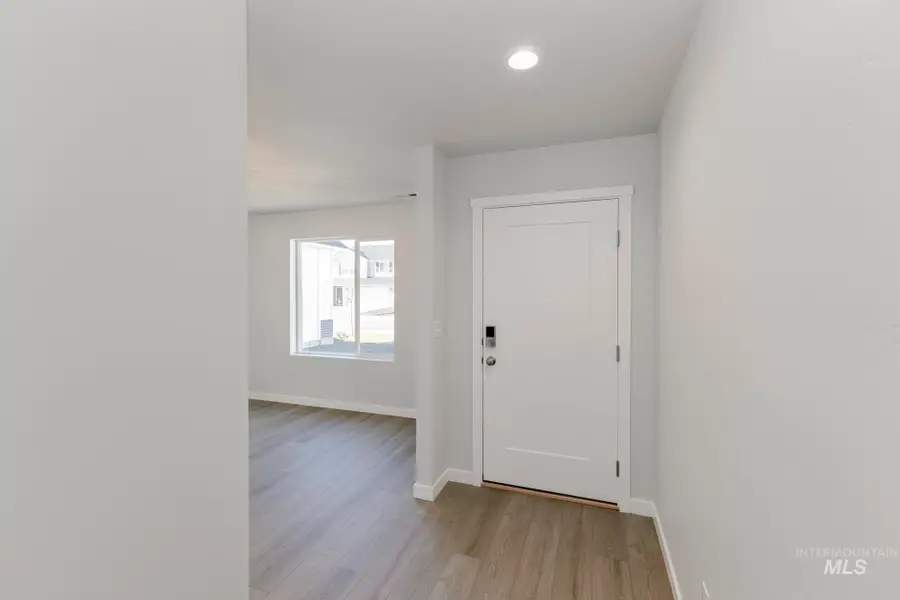 352 N Cranesbill Ave, Kuna, ID 83634 - Image #2