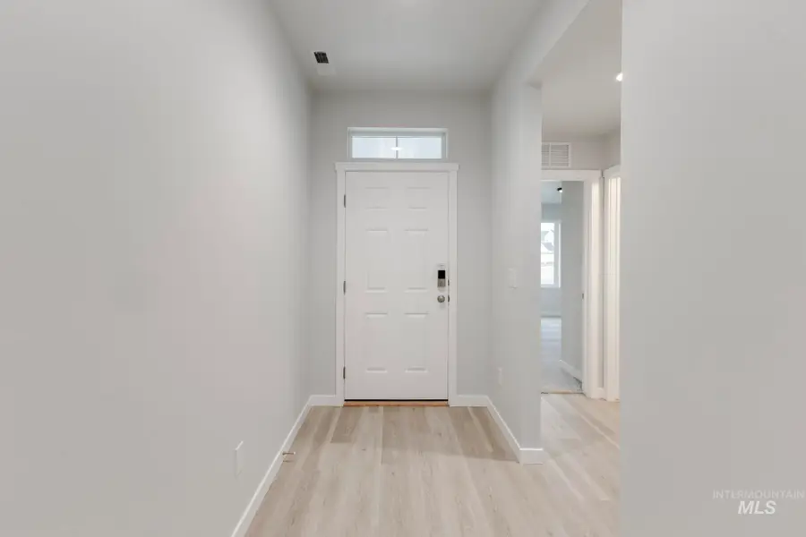 16329 Fill Ave, Caldwell, ID 83607 - Image #2