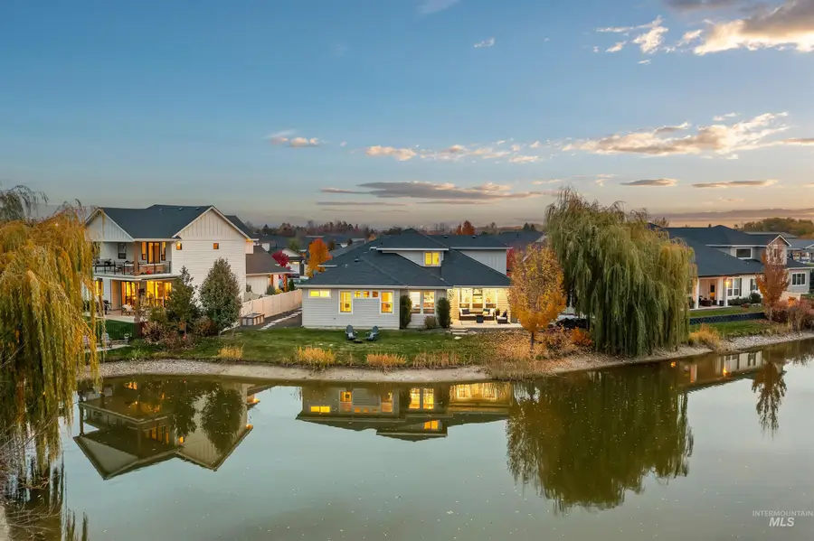 1185 N Seven Golds Pl, Eagle, ID 83616 - Image #2