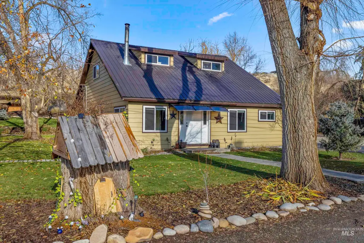 126 Canyon, Horseshoe Bend, ID 83629 - Image #1